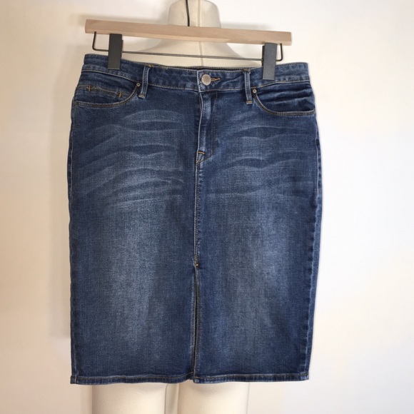 Velvet Heart Dresses & Skirts - NWOT Velvet Heart Matty Pencil Skirt